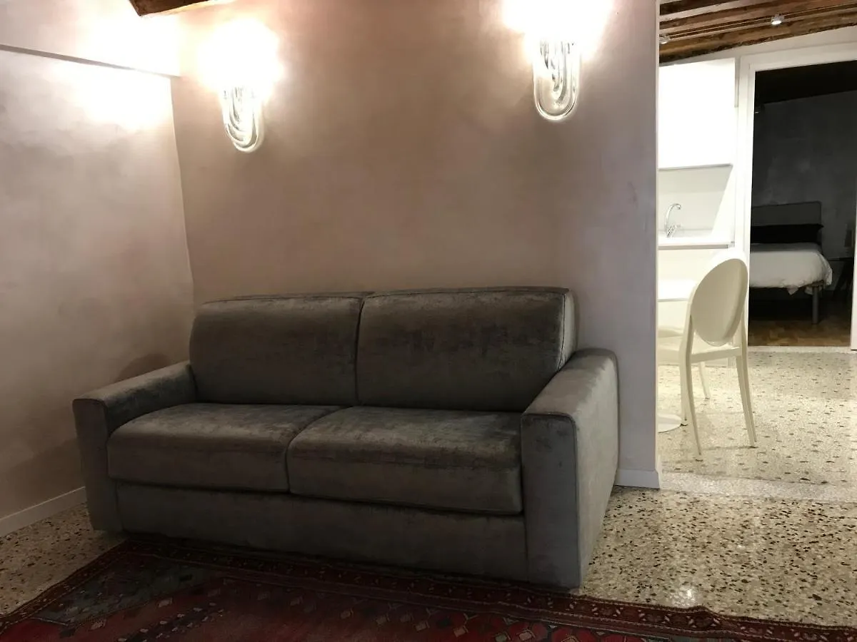 Fondaco Di Rialto Apartment Venice Italy
